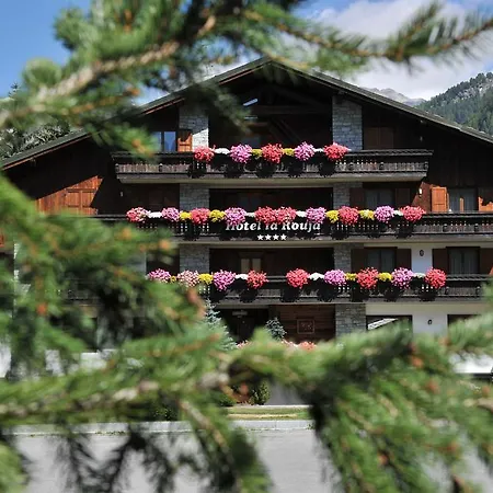 ラ ルージャ ホテル シャンポルク