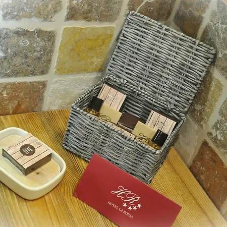 ラ ルージャ ホテル シャンポルク