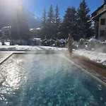 La Rouja 4*