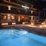 La Rouja Hotel