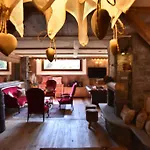 Hotel La Rouja 4*